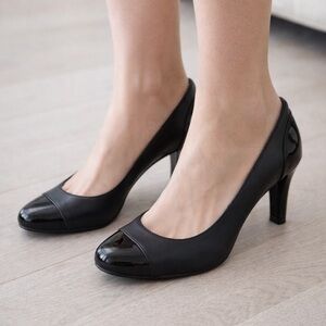 Bandolino Black Classic Heels